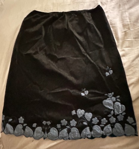 Vintage 1960's ODETTE BARSA Hand Embroidered Half Slip Black and blue