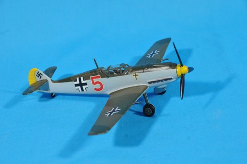 1:72 scale WW2 Messerschmitt Me-109E fighter custom built airplane model Germany
