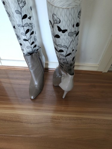 Sachi Patent High Heel Short /Ankle Boots Size 6 Two Tone Excellent Condition - Picture 2 of 5