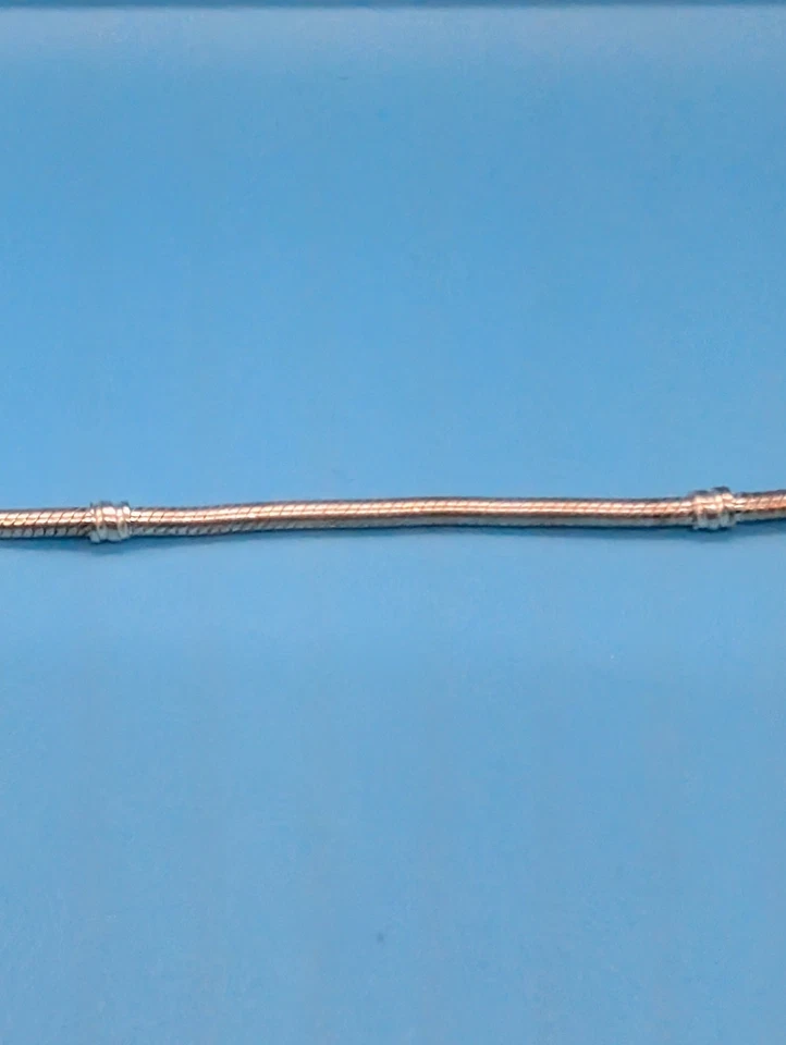 "Pulsera Pandora Disney Mickey circonita cúbica 8"" con dije esterlina" Foto 3 de 4