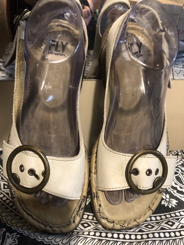 Fly London Sandals Size 6 - Picture 11 of 14