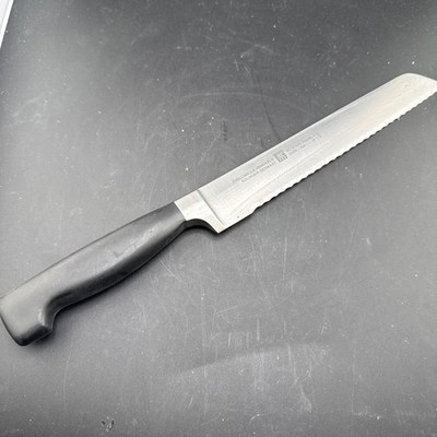 Zwilling JA Henckels 8'' Bread Knife Four Star Twin Signature 31076-200