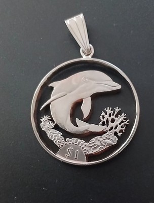 Münzschmuck,  Delfin,  1 Dollar Brit. Jungferninseln, handausgesägte Münze