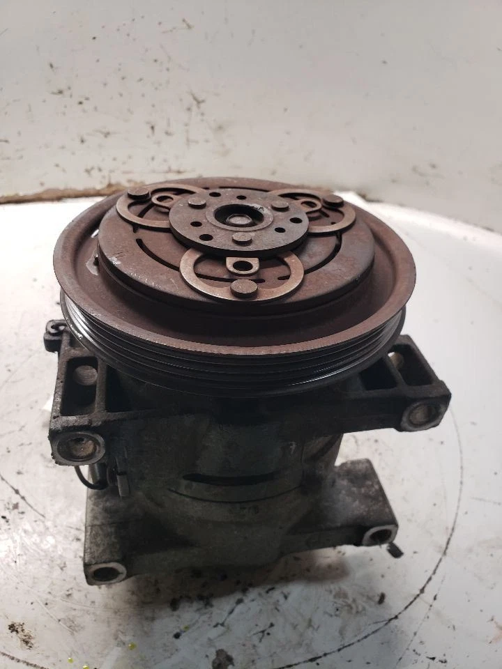 AC Compressor 6 Cylinder Without Supercharged Option Fits 00-04 FRONTIER 1329703 - Image 3 of 4