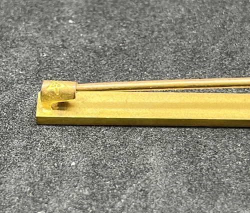 Antica spilla da bar vittoriana incisa lotto di 2, chiusure a C 2" e 2,5" - Foto 5 di 14