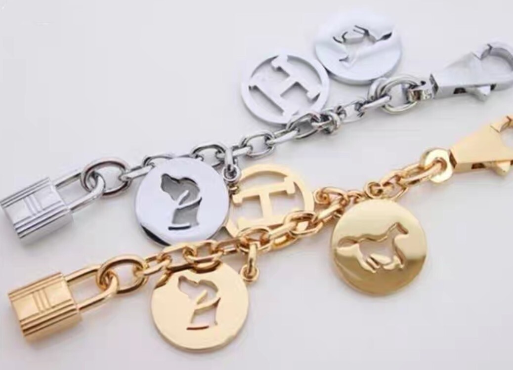 Rare!! H Vintage Key Chain Holder Bag Charm Accessories