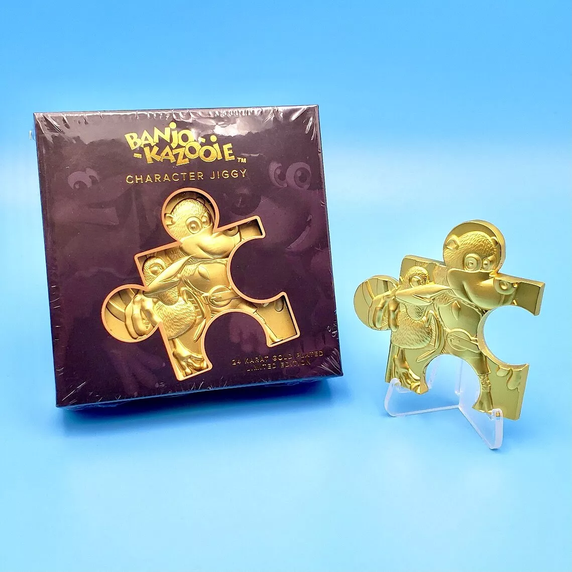 Banjo-Kazooie Jiggy Jigsaw Piece 24k Gold-Plated Figure + Stand Official  Rare