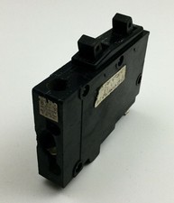 Qot23020 Square D Type Qot Circuit Breaker 4 Pole 20 30 Amp Qot22030 U For Sale Online Ebay