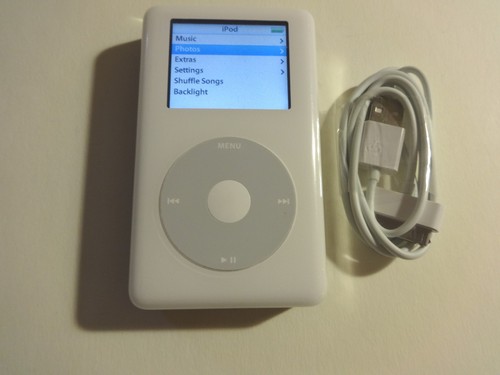APPLE IPOD CLASSIC 4TH GEN. WHITE PHOTO 60GB...NEW BATTERY...