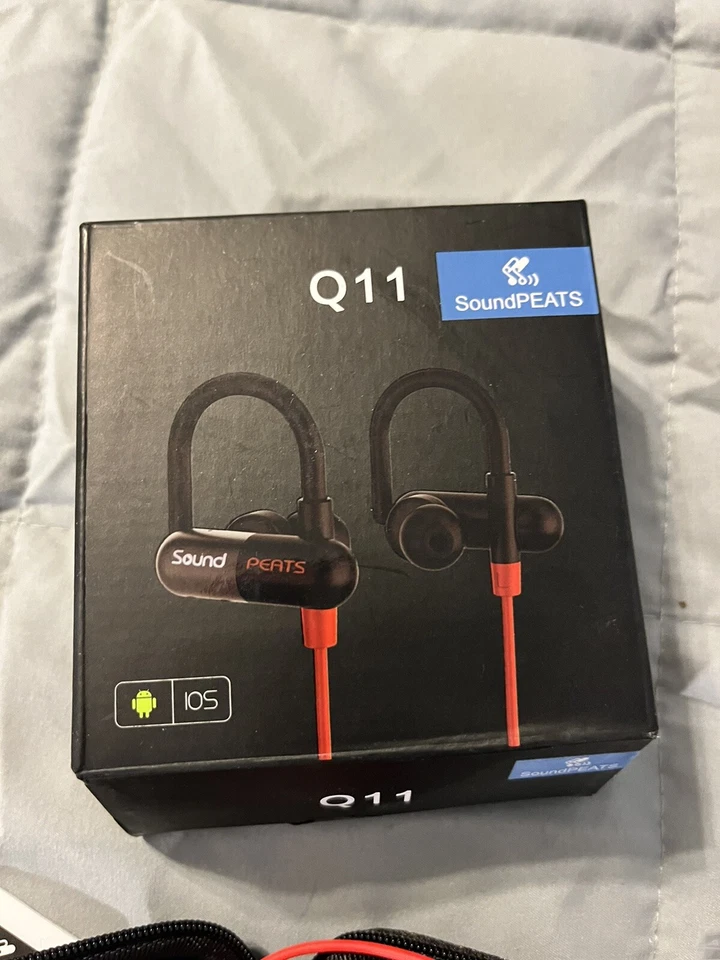 SoundPEATS Q11 Auriculares Inalámbricos ROJO Negro Estuche con Soporte con Cremallera Foto 2 de 4