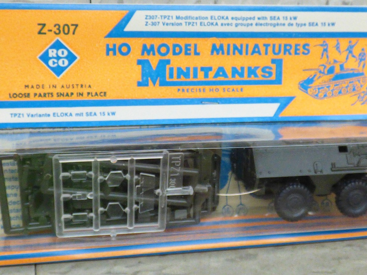Roco Minitanks (New) Modern West German Eloka TPZ 1 A1 Armored