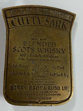 CUTTY SARK Whiskey Label Figural liquor advertisement Vintage Belt Buckle
