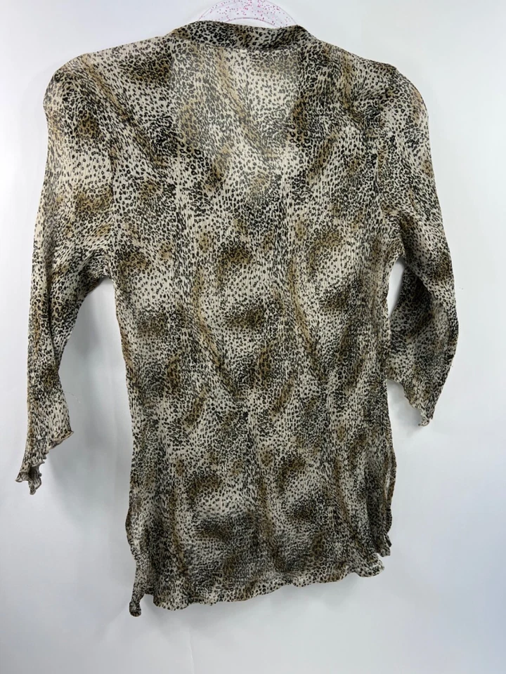 Blusa para mujer Claudia Richard talla L estampado animal cuello en V manga 3/4 transparente Foto 4 de 4