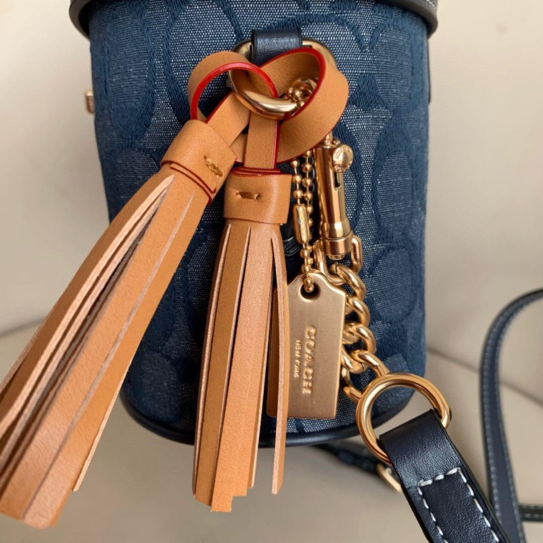 Coach Kay Crossbody Bag 2Way C8165 Signature Chambray Gold Coach Kay Crossbody Bag 2Way C8165 Signature Chambray Gold