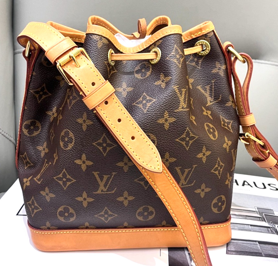 Louis Vuitton Monogram Drawstring Bucket Neonoe b… - image 1