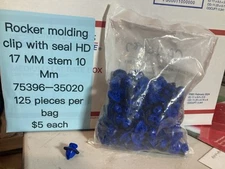 Toyota 4-runner rocker molding clip w/sealer blue 125 PCS CA20687