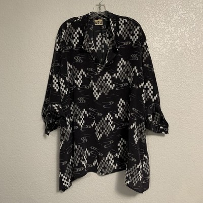 URU Catalina Blouse Top Tunic Womens 2 Silk Ikat Print Artsy Black Fits US 12-16