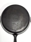 Vintage Griswold No. 9 Cast Iron Skillet 710H Dual Spouts Small Block Logo Pan