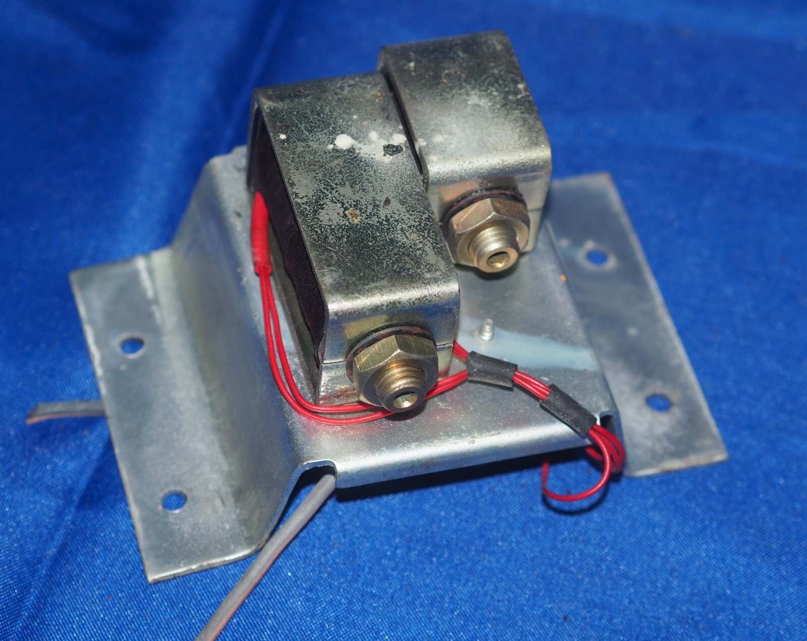 1970-1980 Rolls Royce Silver Shadow & Wraith Boot Trunk Locking Solenoid OE Tstd