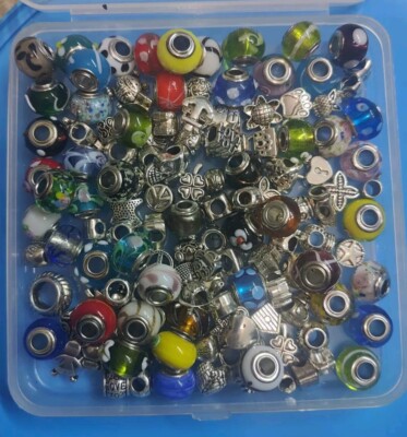 120 gemischte europäische Glasperlen und Charms passend für Schlangenkettenarmbänder