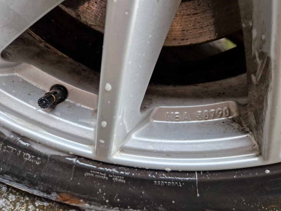 WINTERRÄDER auf Alufelge  Kia Hyundai Mazda - Bild 2 von 2