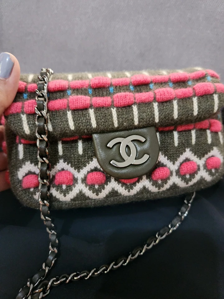 Chanel Cashmere Extra Mini Single Flap Limited Edition - Image 3 of 4