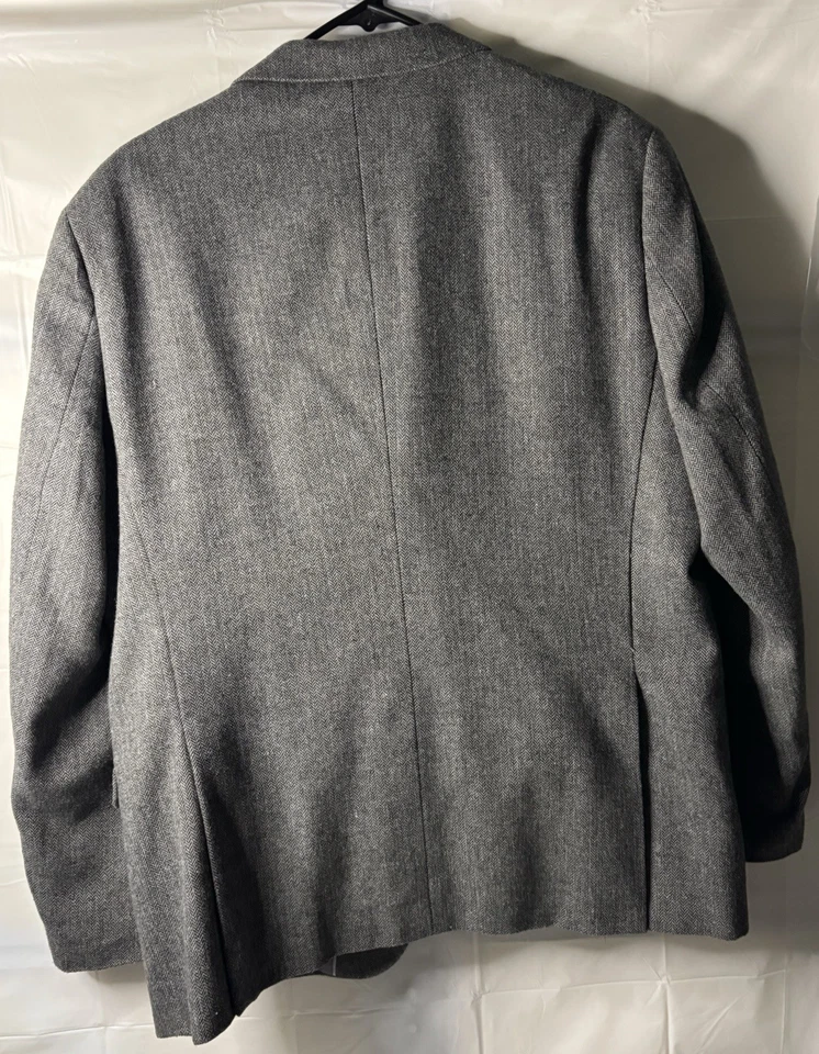 Ferrecci grey herringbone wool-blend Suit 42 Short. Pants 32/32 - Image 2 of 4