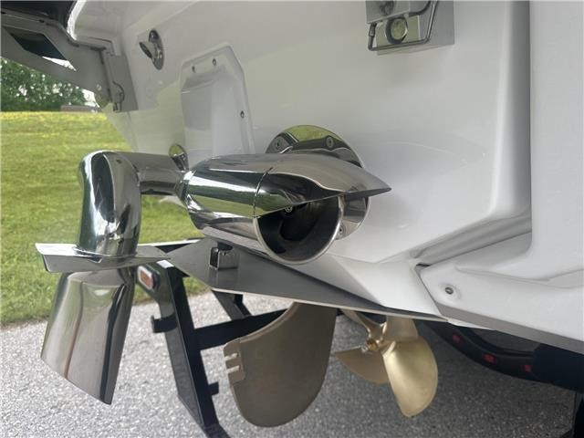 2025 Nautique G23  Victory Red