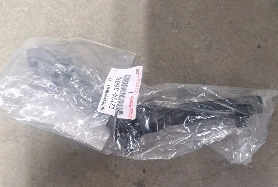 OEM Toyota Part # 52134-35070 Left Headlight Retaining Bracket 14-20 4Runner New - Image 2 of 3