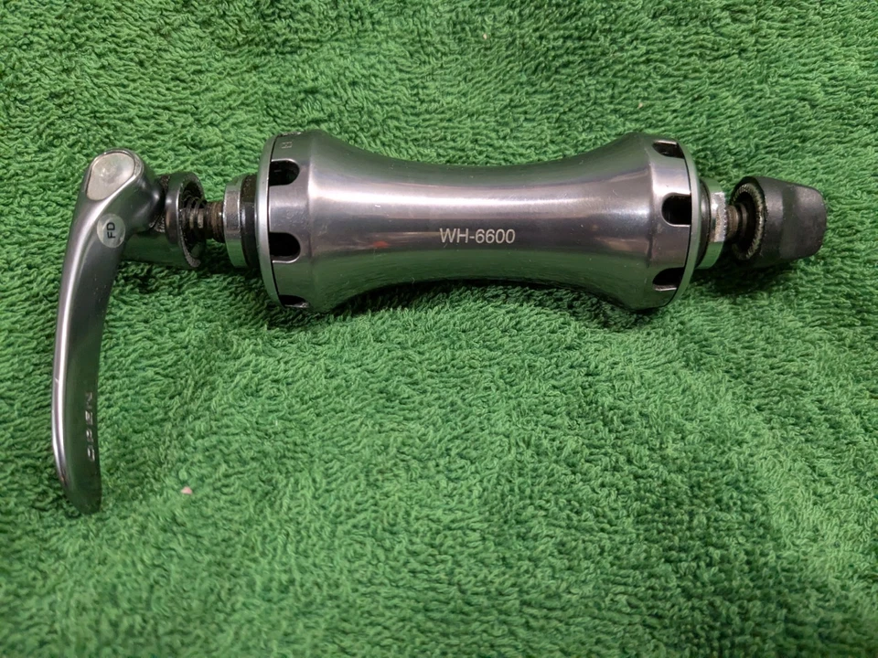 Shimano Ultegra WH-6600 Road Bicycle Front Hub w Skewer, Spokes 16-hole - Image 3 of 4