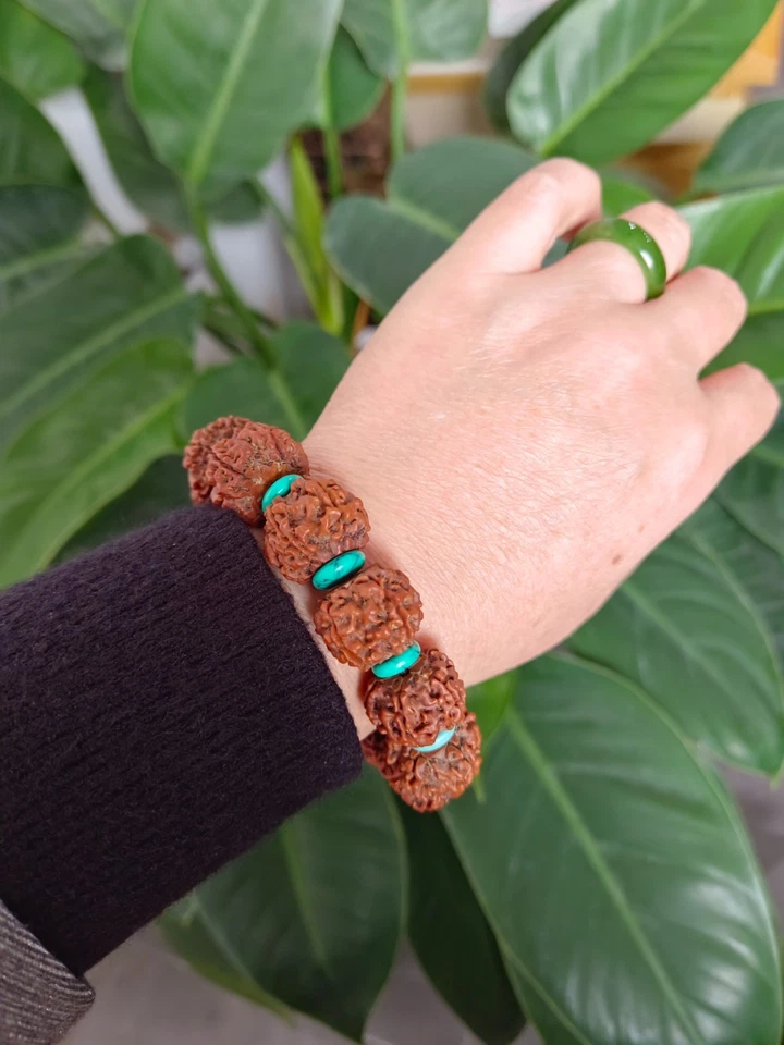 PULSERA DE CINCO CARAS RUDRAKSH NEPAL ABALORIOS CON ÁGATA ROJA Y TURQUESA Foto 2 de 4
