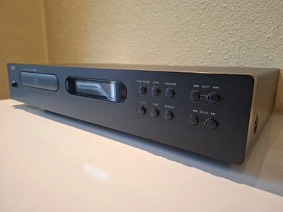 NAD CD 521 BEE - Imagen 1 de 4