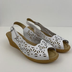 spring step wedge sandals
