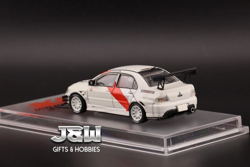 Modelo CM Mitsubishi Lancer EVO IX Ralliart Blanco 1/64 Foto 3 de 4