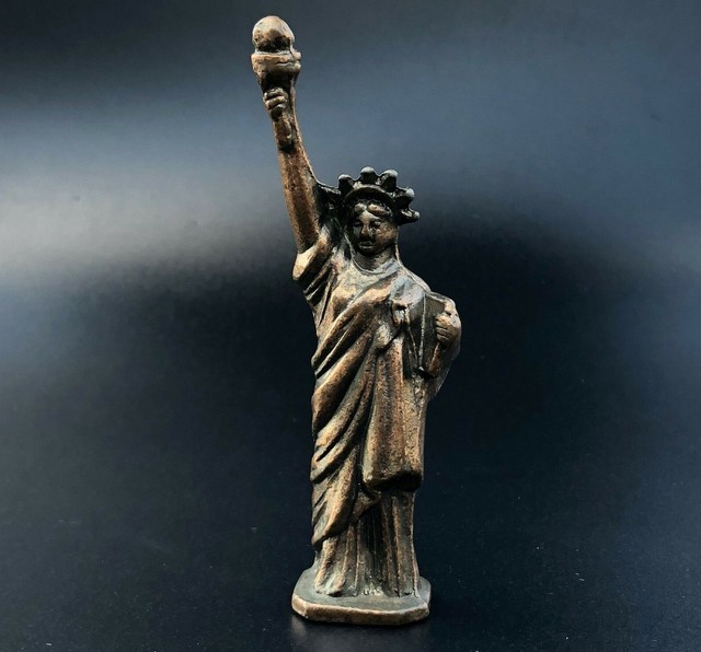 Vtg Statue Of Liberty Paperweight New York Souvenir Bronze Tone Metal Die Cast eBay