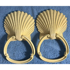 Vintage 1976 Homco Set of Two Sea Shell Towel Holders