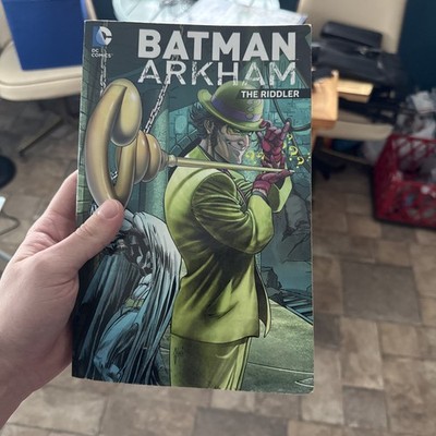 Batman Arkham: the Riddler (DC Comics July 2015)