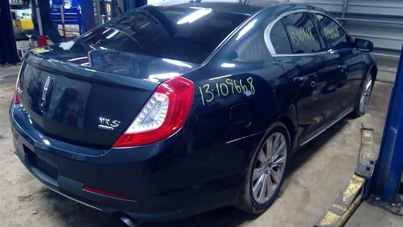 Brazo limpiaparabrisas izquierdo conductor Lincoln MKS 13 14 15 16 Foto 4 de 4