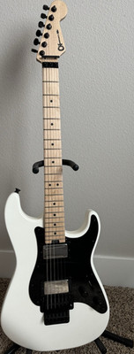 Charvel White Solid Body Electric Guitar Maple Neck RH 22-Fret 6-String