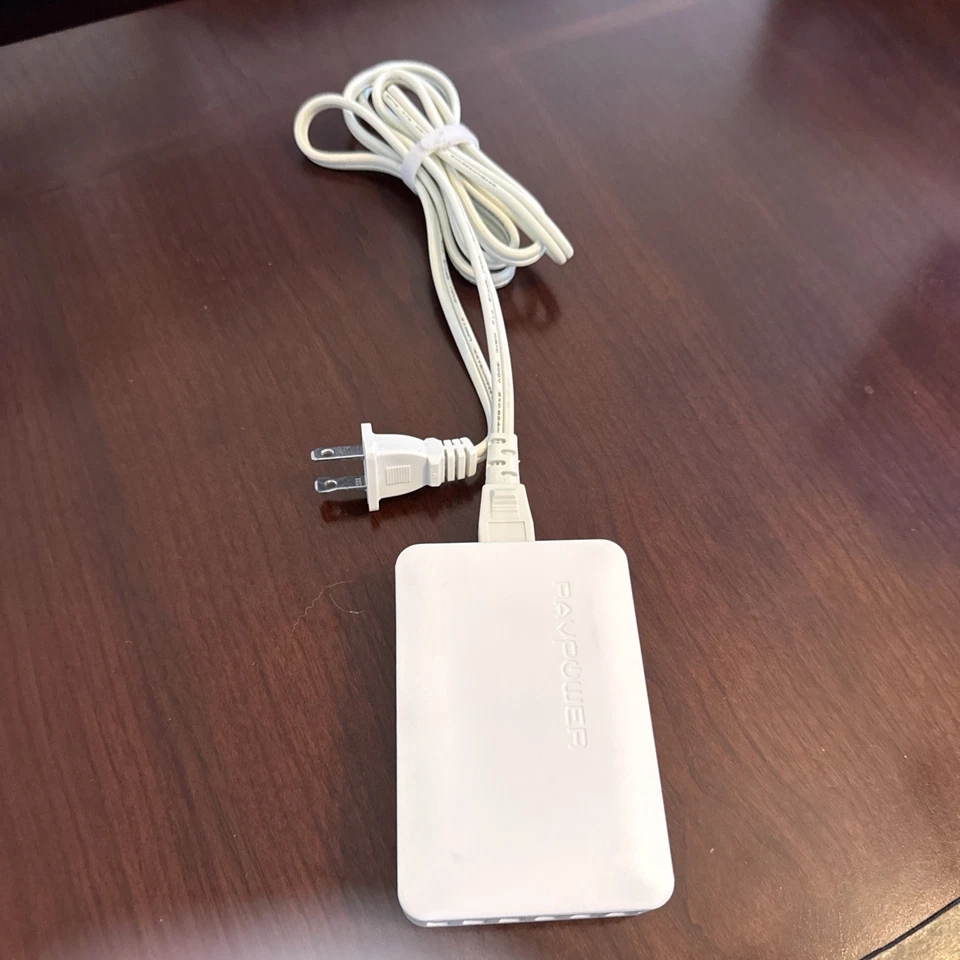 Cargador de escritorio USB de 6 puertos RAVPower RP-PC029 - BLANCO Foto 3 de 4