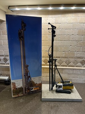 Liebherr Piling and Drilling Rig Model scale LRB 255 Litronic