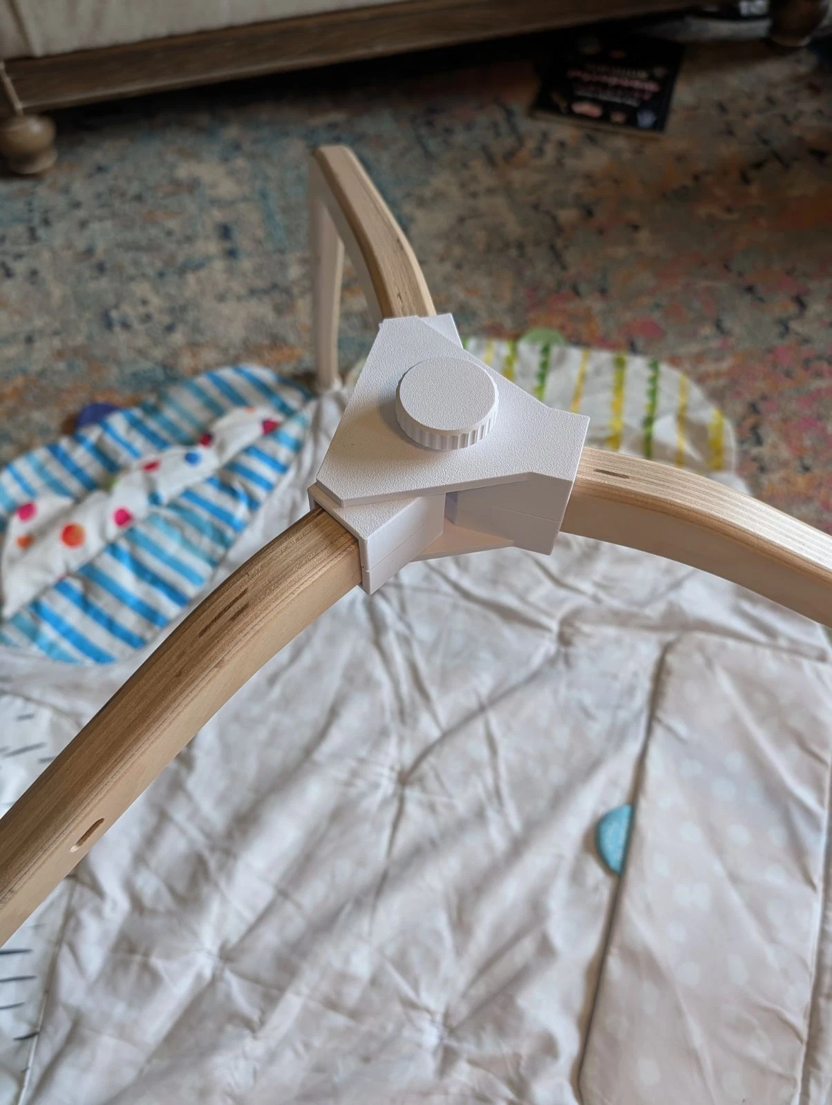 The Play Gym by Lovevery Foldable Bracket
Opens in a new window or tab