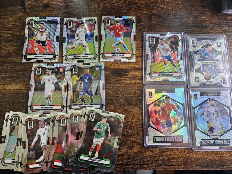 FIFA 2026 WORLD CUP LOT - 23 Cards - Wave Refractors Trophy Hunting Panini Prizm