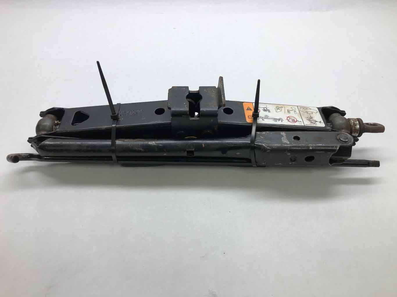 2004 2010 Ford Explorer Emergency Spare Tire Jack Kit & Lug Wrench