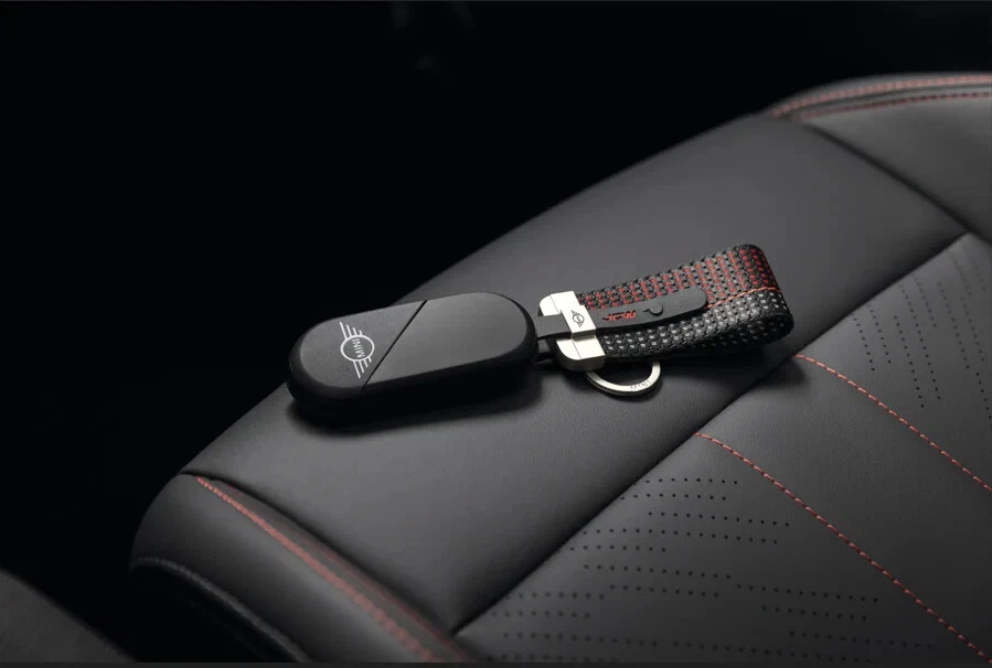 MINI GENUINE JCW KEY LANYARD - F65 / F66 / J01 / J05 / U25