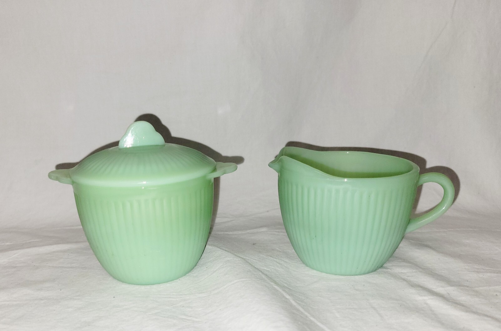 Vintage FIRE KING Jane Ray Jadeite Creamer And Sugar Bowl Set With Lid