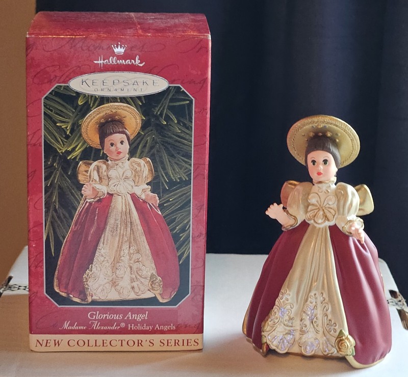 Hallmark Keepsake Ornament 1998 Collector Madame Alexander Glorious Angel