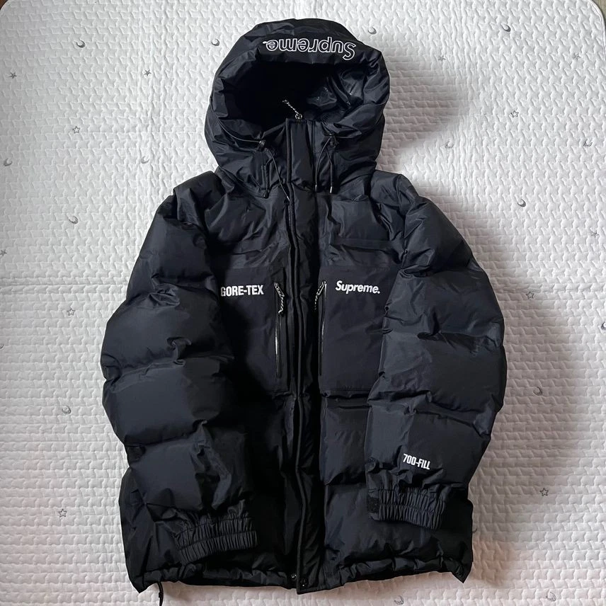 Parka Supreme Gore Tex 700 Fill Down noire