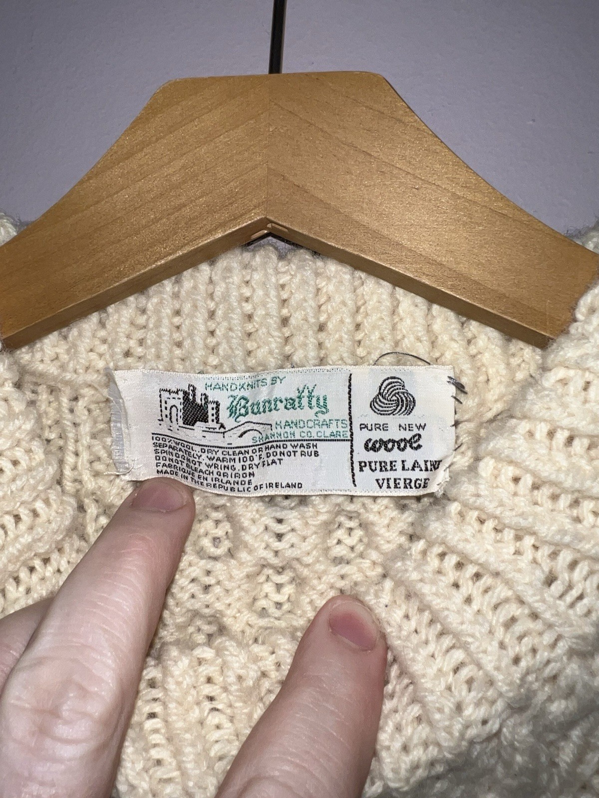 VINTAGE DEADSTOCK BUNRATTY IRISH PURE WOOL CABLE KNIT SWEATER