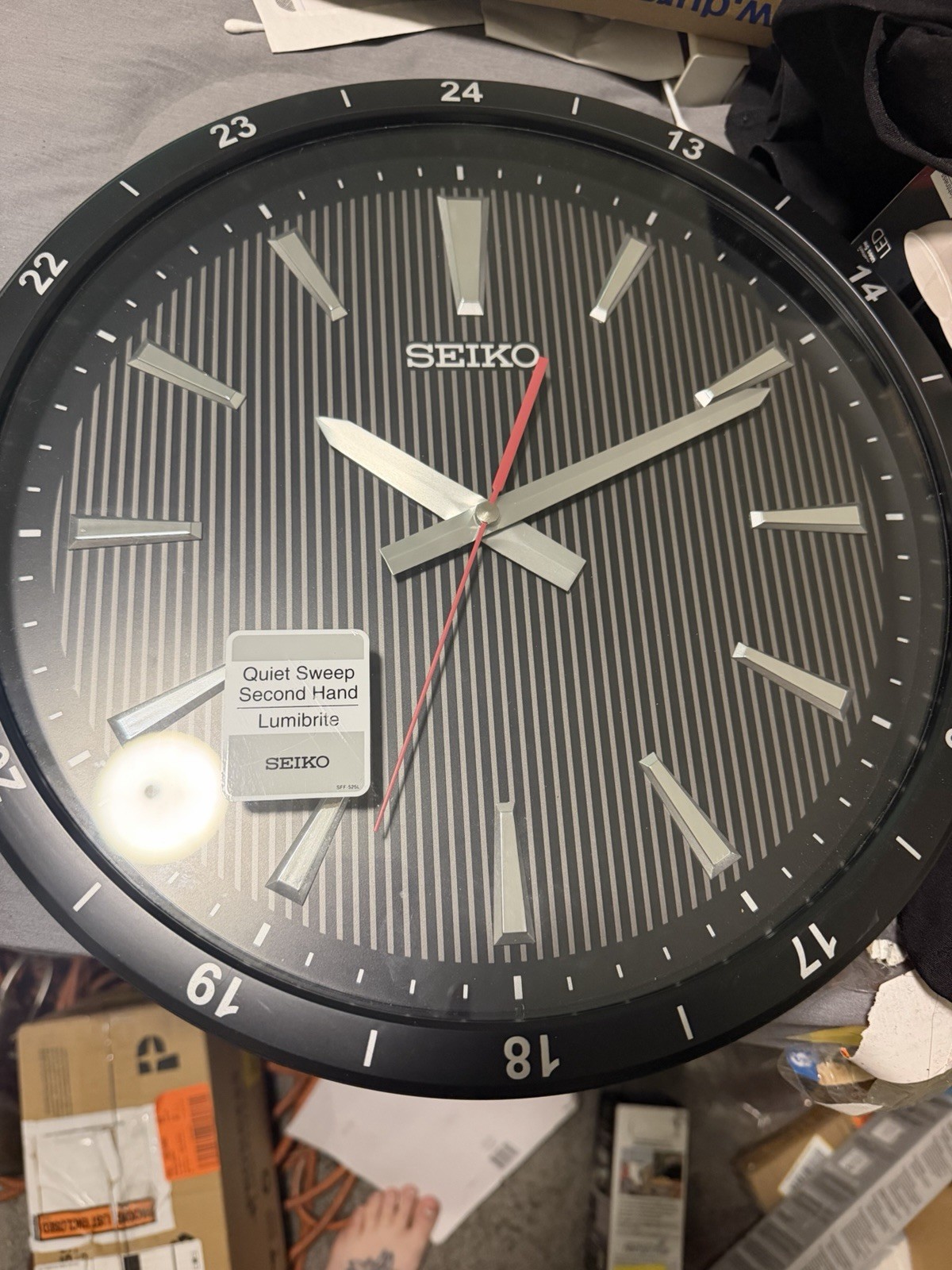 Seiko Round Analog Wall Clock Quiet Sweep Second Hand Black/Gray/Silver